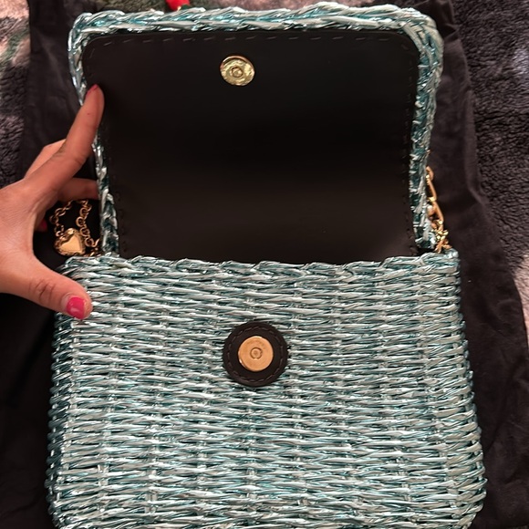 NEW! Dolce & Gabbana Metallic Blue Coated Raffia Embellished Chain Shoulder Bag - Picture 2 of 6